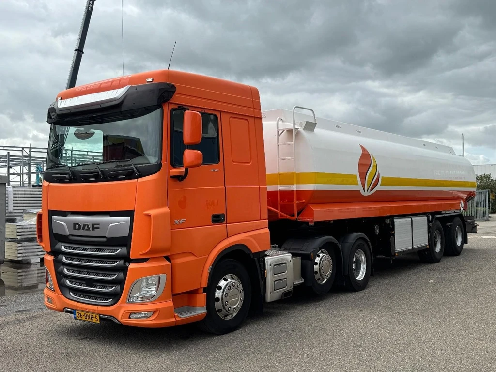 DAF XF 450 6X2 EURO 6 + LAG 2 AXLE TRAILER + 35.700 LITER + 4 COMPARTIMENTS TANK RHT21033 leasen