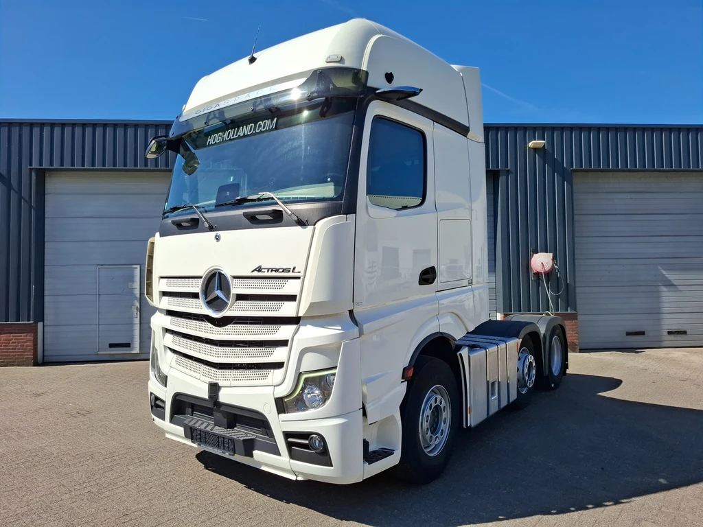 Mercedes-Benz Actros 2545 GIGASPACE 6X2 12238 leasen