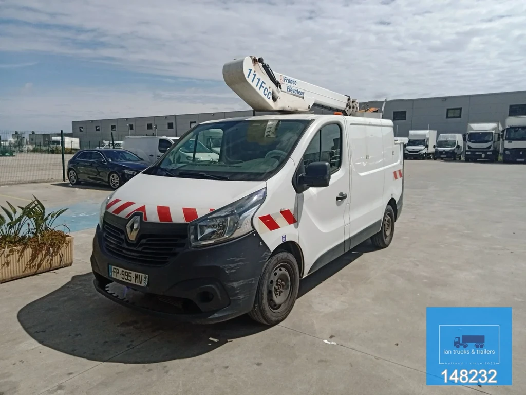 Renault Trafic DCI 111FCC FRANCE ELEVATEUR EURO 6 NACELLE leasen