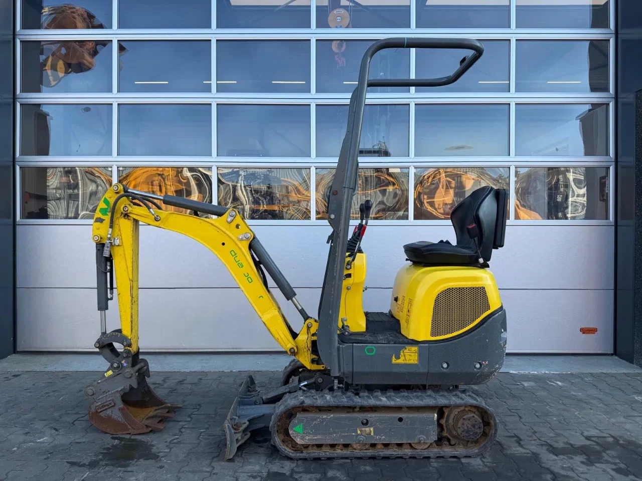 Neuson 803 leasen
