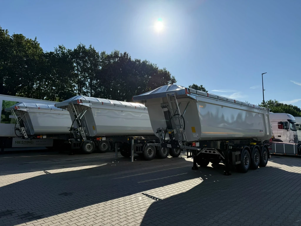 Schmitz Cargobull SKI 24 SL 28m3 Stalen kipper Liftas Automatisch zeil, Nieuw leasen