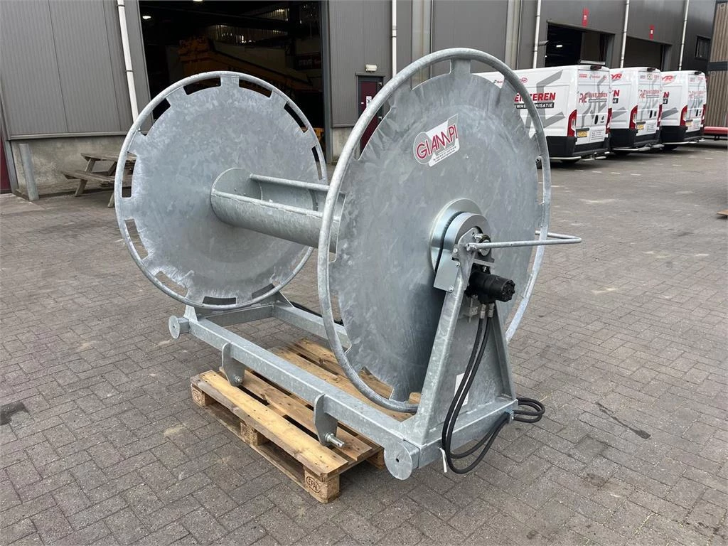 Giampi 1400x1600 leasen