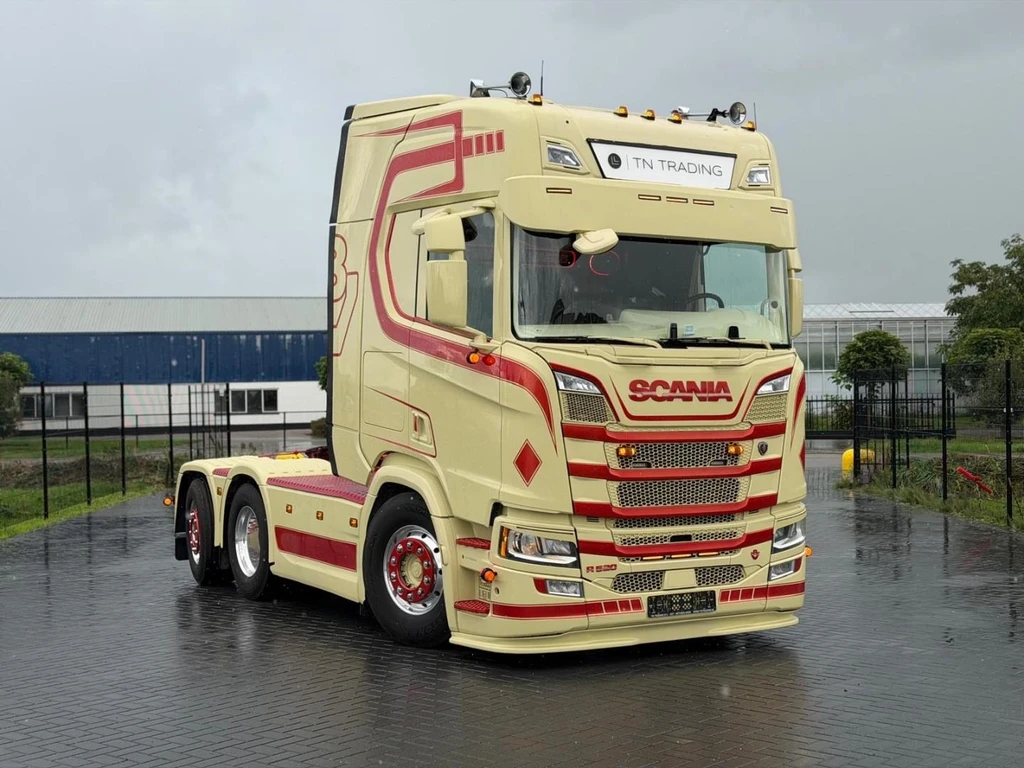 Scania R520 V8 NGS GESTUURDE SLEEPAS, ALCOA, INTERIOR, PTO, RETARDER, VOLLUCHT, TOP. leasen
