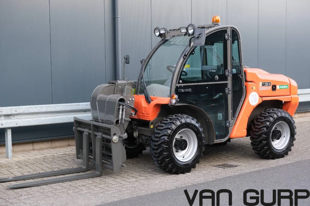 AUSA T 235 H | 2020 | 770h leasen