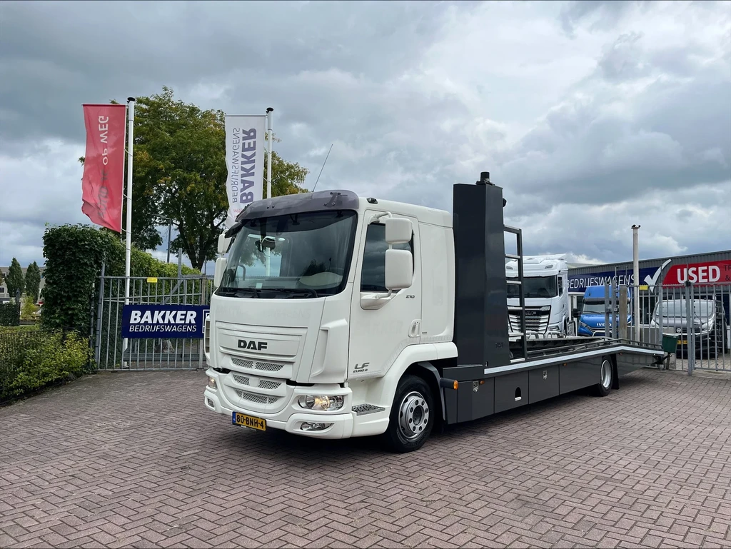 DAF LF 210 FA - Tijhof oprijwagen dubbeldeck leasen