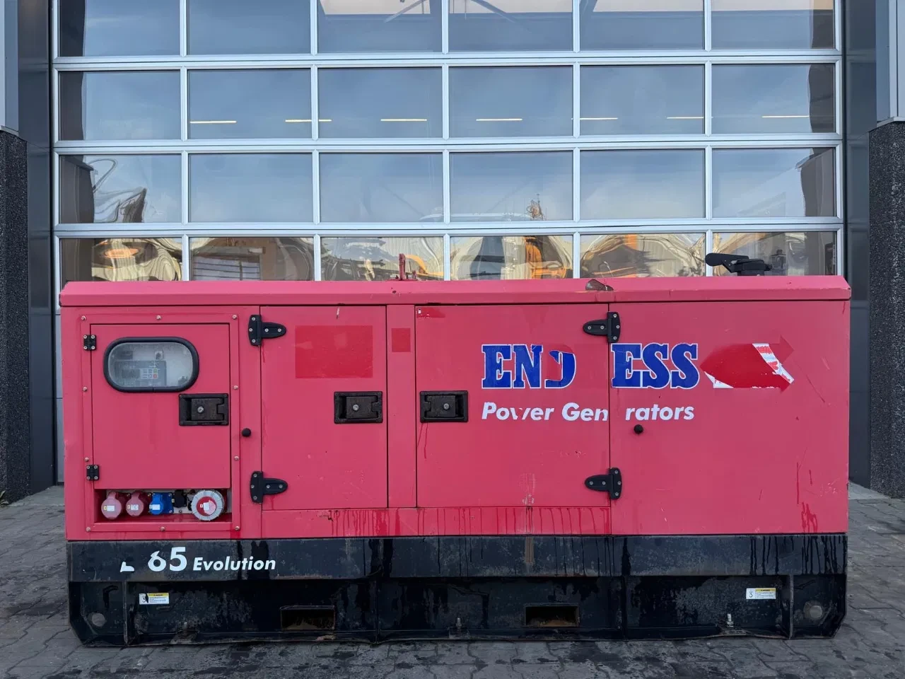 Overige Endpress 65KVA leasen
