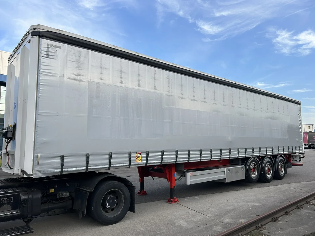 Pacton N/A ET3 / Allu borden / Disc braks / lifting axle / Tud 7-2027 leasen