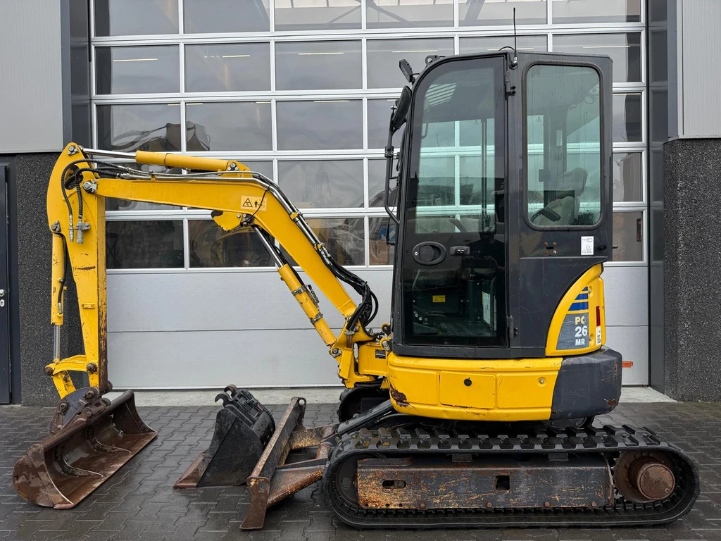 Komatsu PC26MR-3 leasen