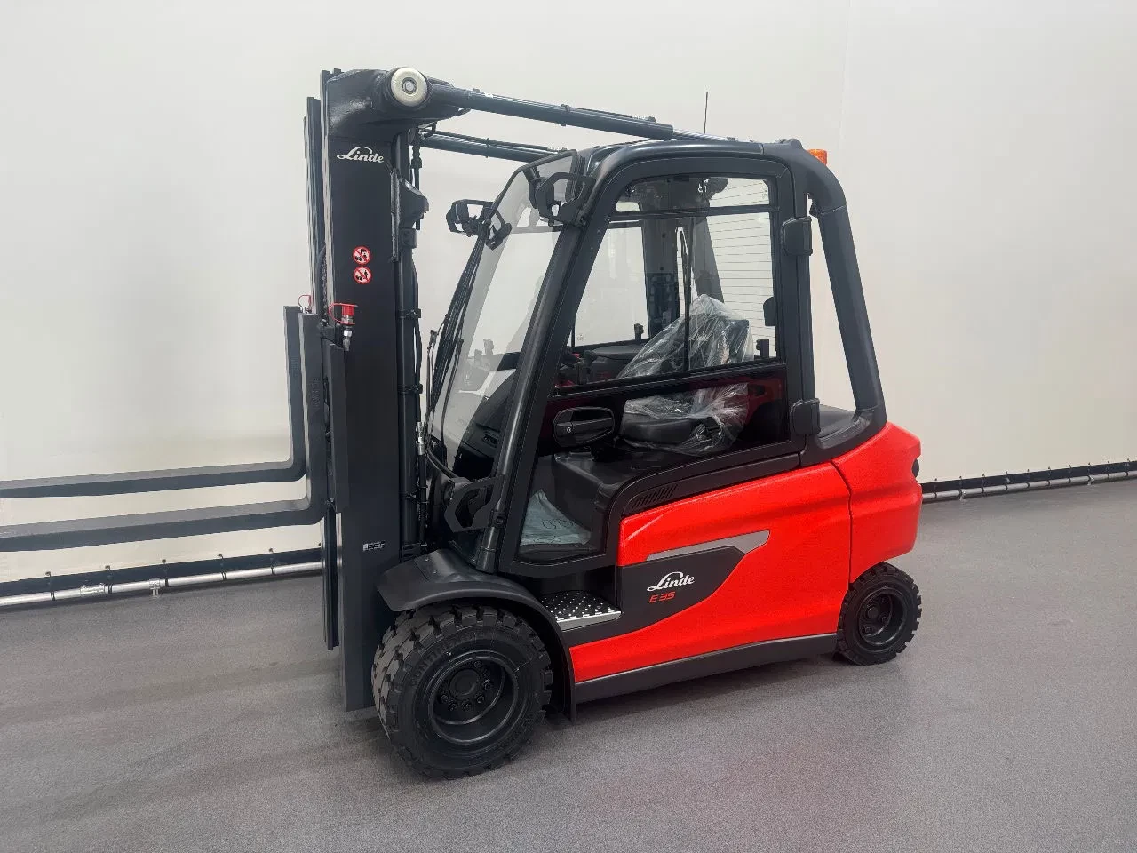Linde 1252 E 35 L-01 leasen