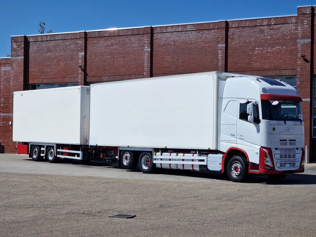 Volvo FH 13.500 6x2*4 - XL - Thermoking frigo - Retarder - Full air + Schmitz/Vedecar trailer thermoking leasen