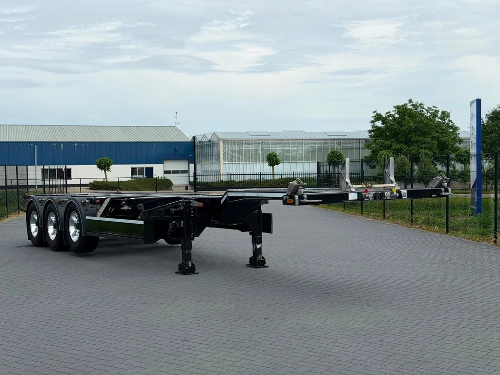 D-Tec PORTMASTER MULTICHASSIS, IN NIEUW STAAT, ALCOA VELGEN, NL TRAILER, VOL! leasen