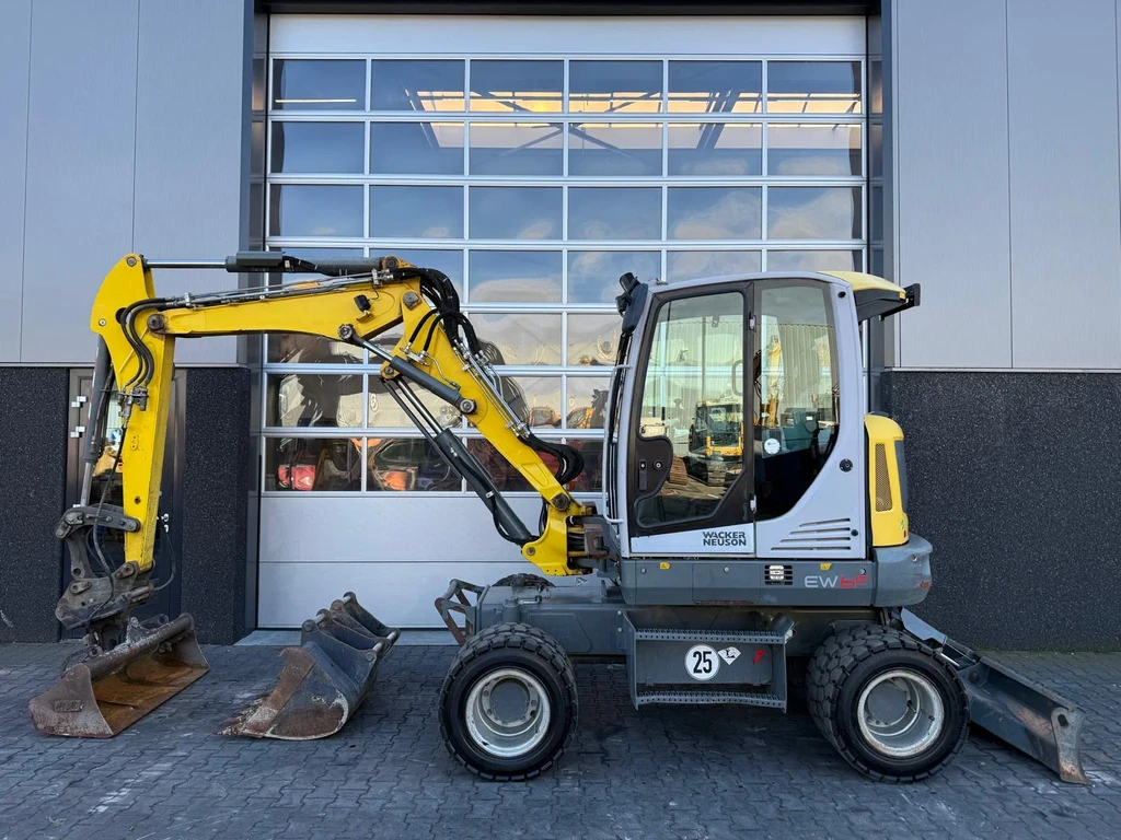Neuson EW65 | A/C leasen