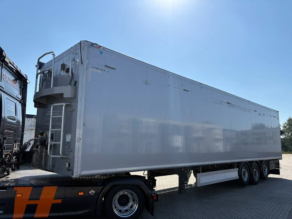 Kraker CF-200 K-Force 92m3 Cargo Floor 10MM 2X Liftas SAF Schijfremmen leasen