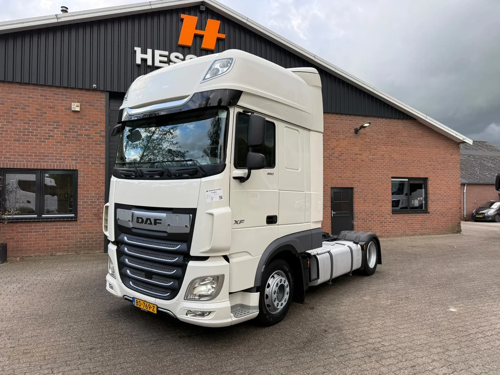 DAF XF 480 SSC Super Space Mega Lowdeck 345.496KM NL Truck leasen