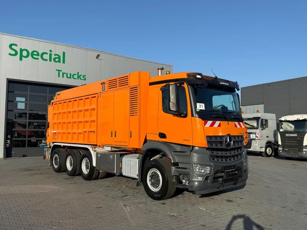 Mercedes-Benz Arocs 3251 8x4 / Euro 6 / RSP ESE 6 RD 8000 Saugbagger / Suction excavator / Grondzuiger leasen