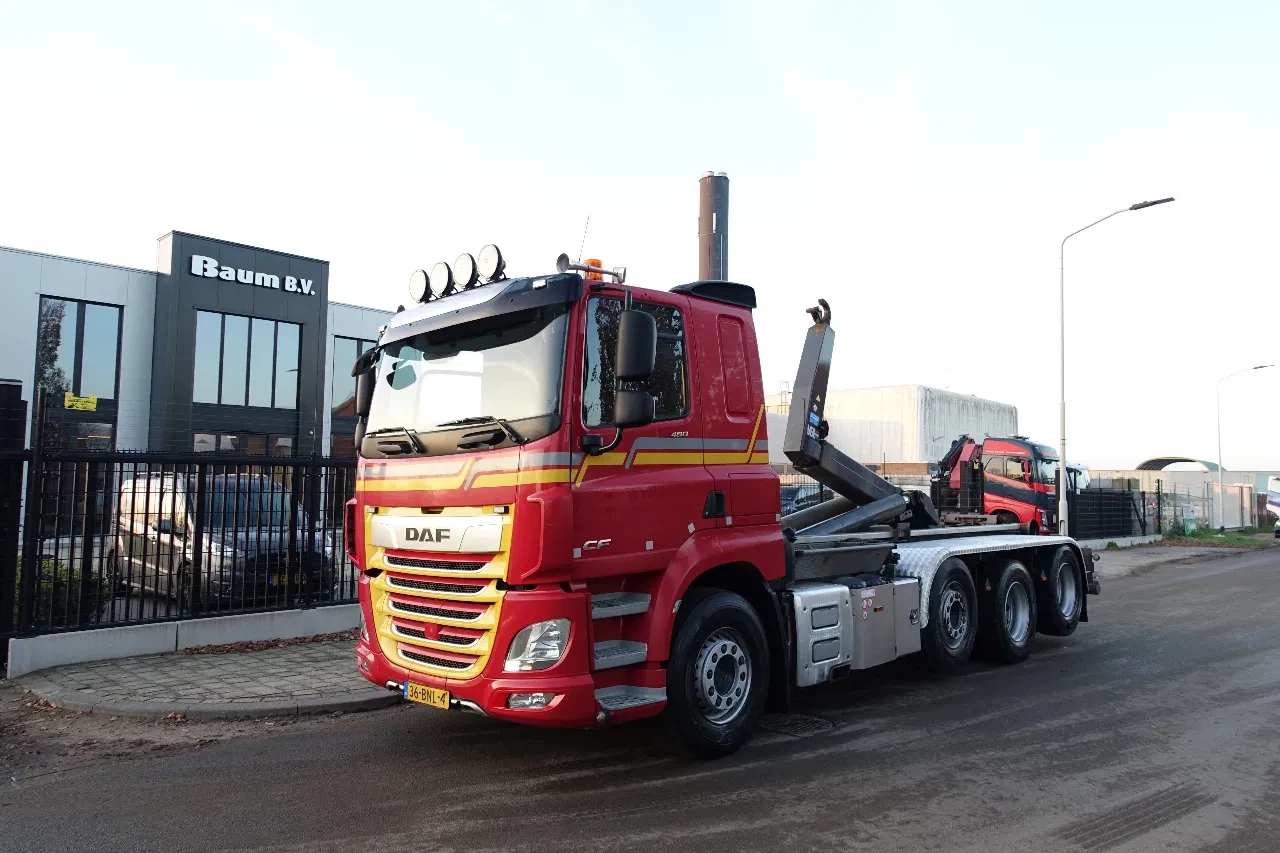 DAF CF 480 8X2 / HAAKSYSTEEM 25 TONS VDL / KEURING 2026 / TUV 2026 / HOLLAND TRUCK / PERFECT CONDITION leasen