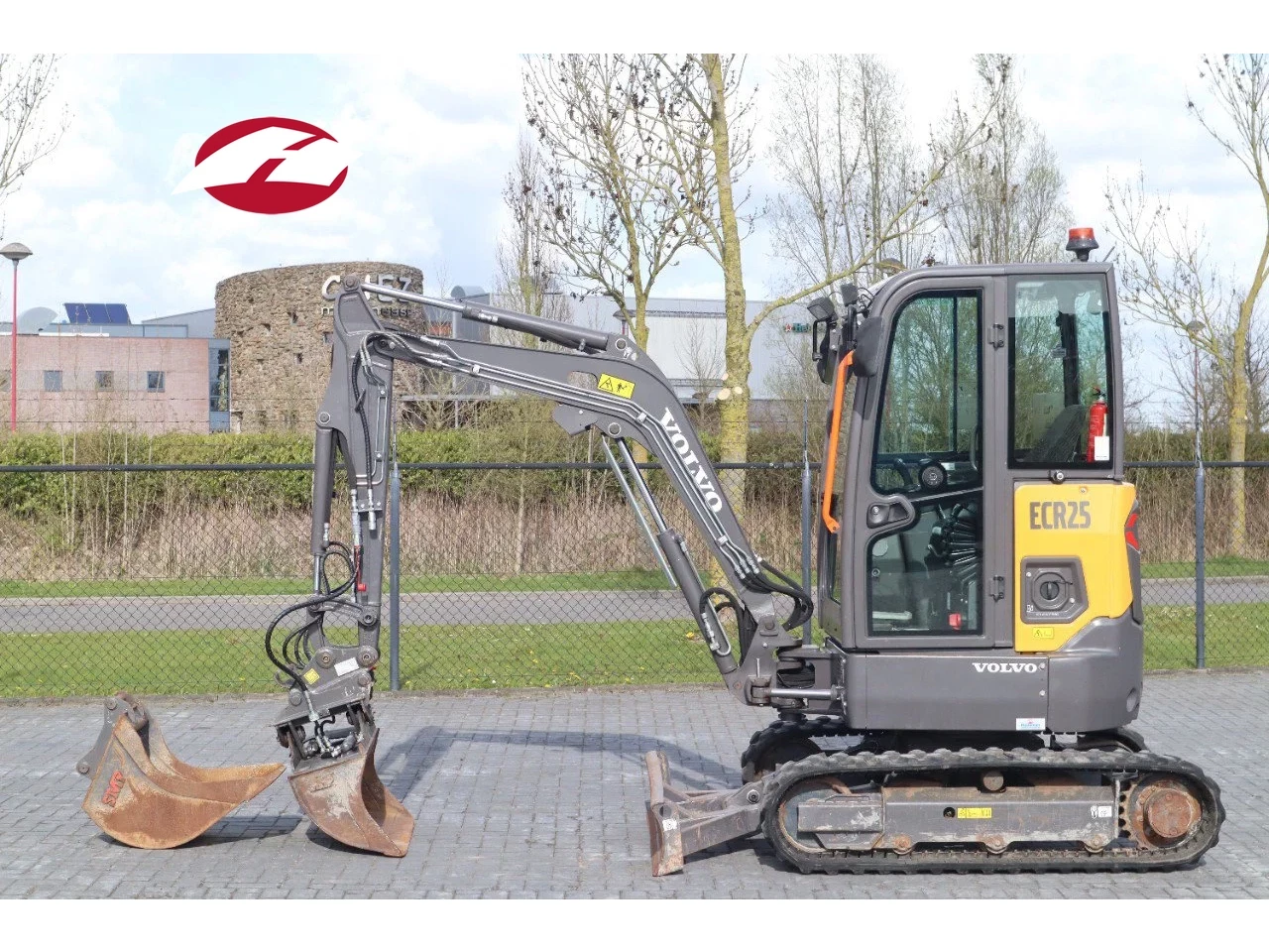 Volvo ECR25 ELECTRIC | JECR25D | TILTBUCKET | BUCKET | LOW HOURS leasen