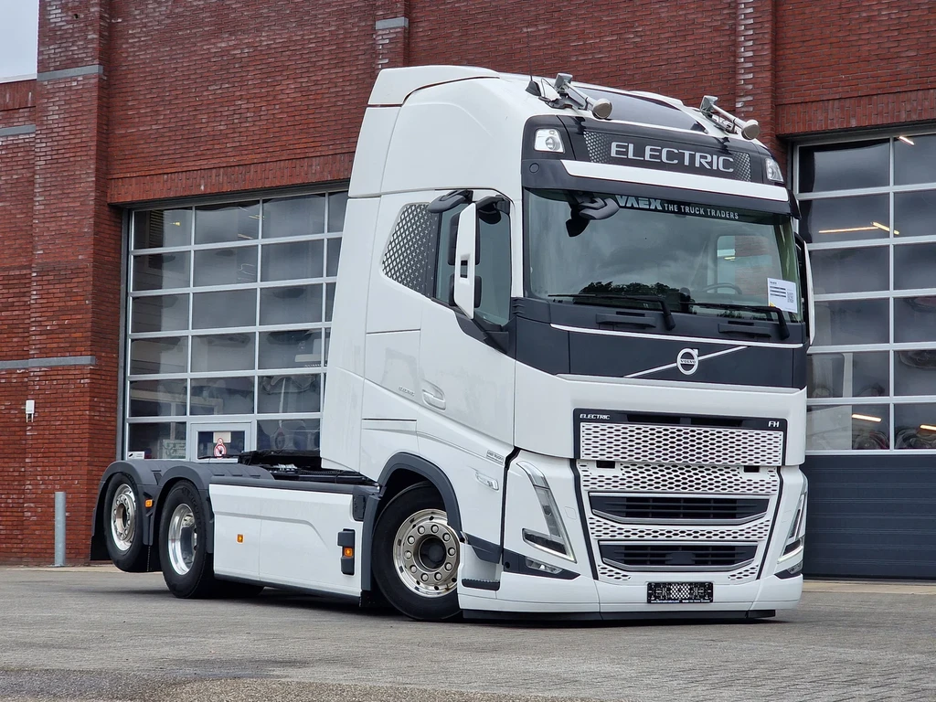 Volvo FH 540 Electric - Globetrotter XL - 540KW - 3.90 WB - Full air - sliding 5th wheel leasen