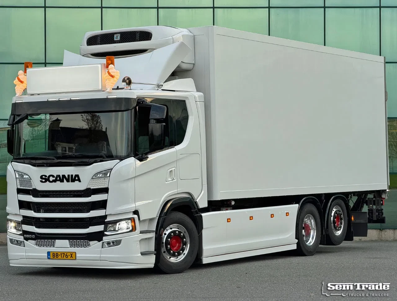 Scania G 560 NGS FULL AIR RETARDER ONLY 96.000 KM ISOLATED BOX THERMO KING TAIL LIFT NEW CONDITION leasen