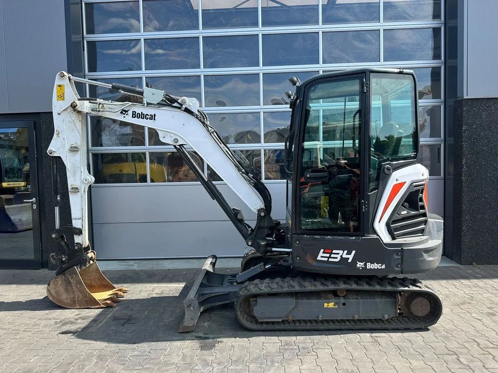 Bobcat E34 leasen