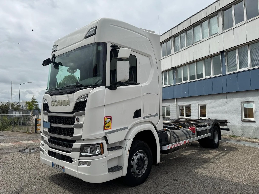 Scania R410 4X2 LNG EURO 6 + RETARDER - BDF CHASSIS RHT20882 leasen