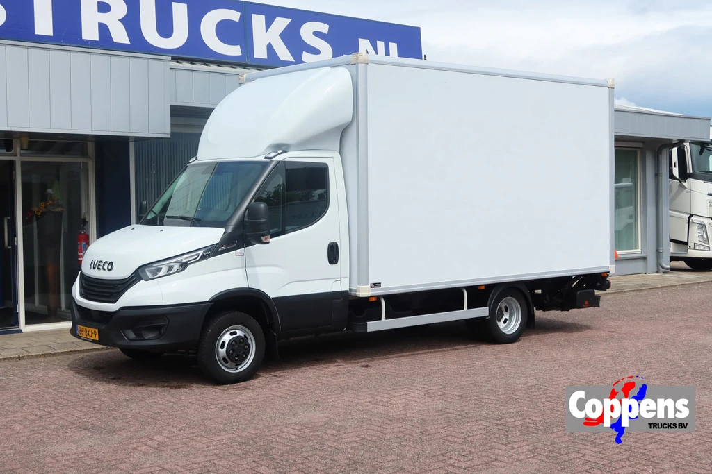 Iveco 50C18 C1 Rijbewijs. Laadvermogen 2184 KG. Hi-Matic Bak+klep 1.000 kg leasen