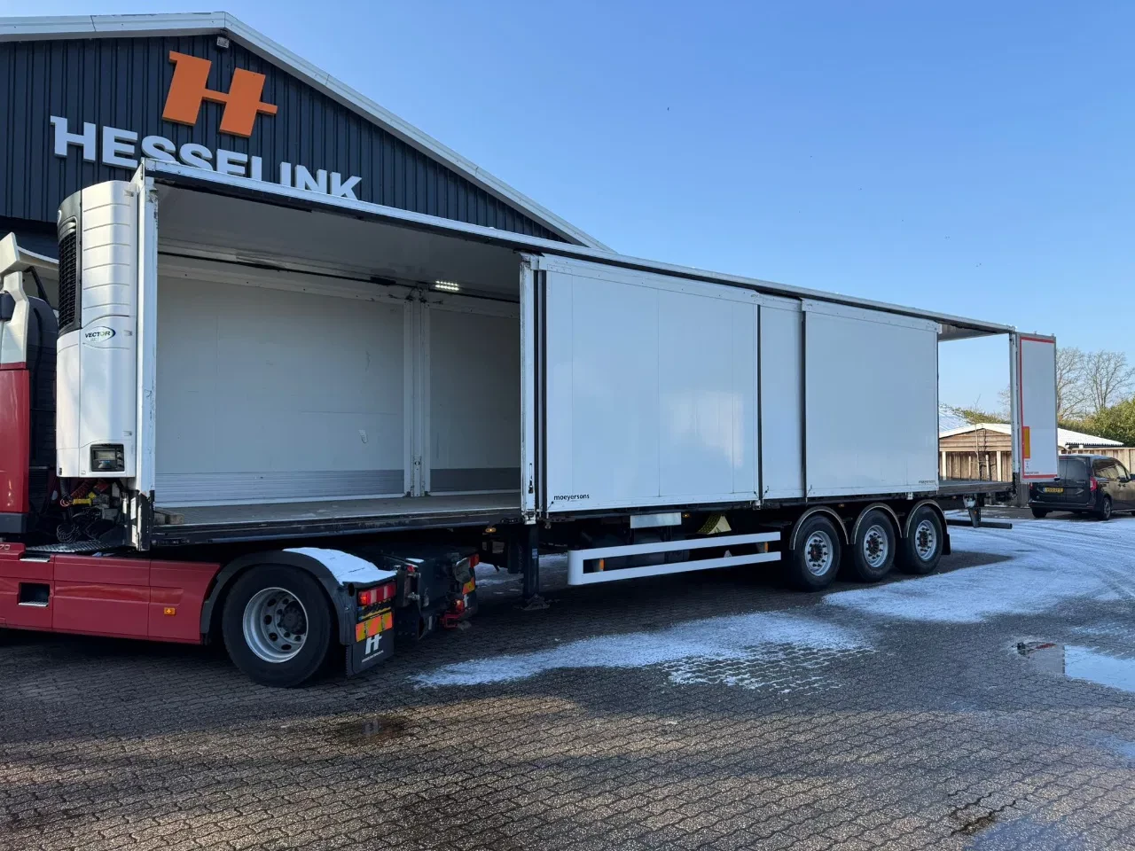 Van Hool Moeyerson Side doors/Seitenturen Carrier Vector 1550 1.280 uur! leasen