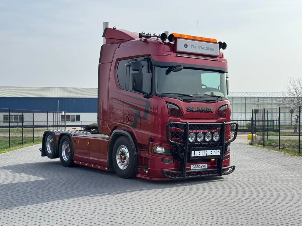 Scania R660 SHOWTRUCK, INTERIOR, FULL AIR, RETARDER, WIELBASIS 3,35, TOP! leasen