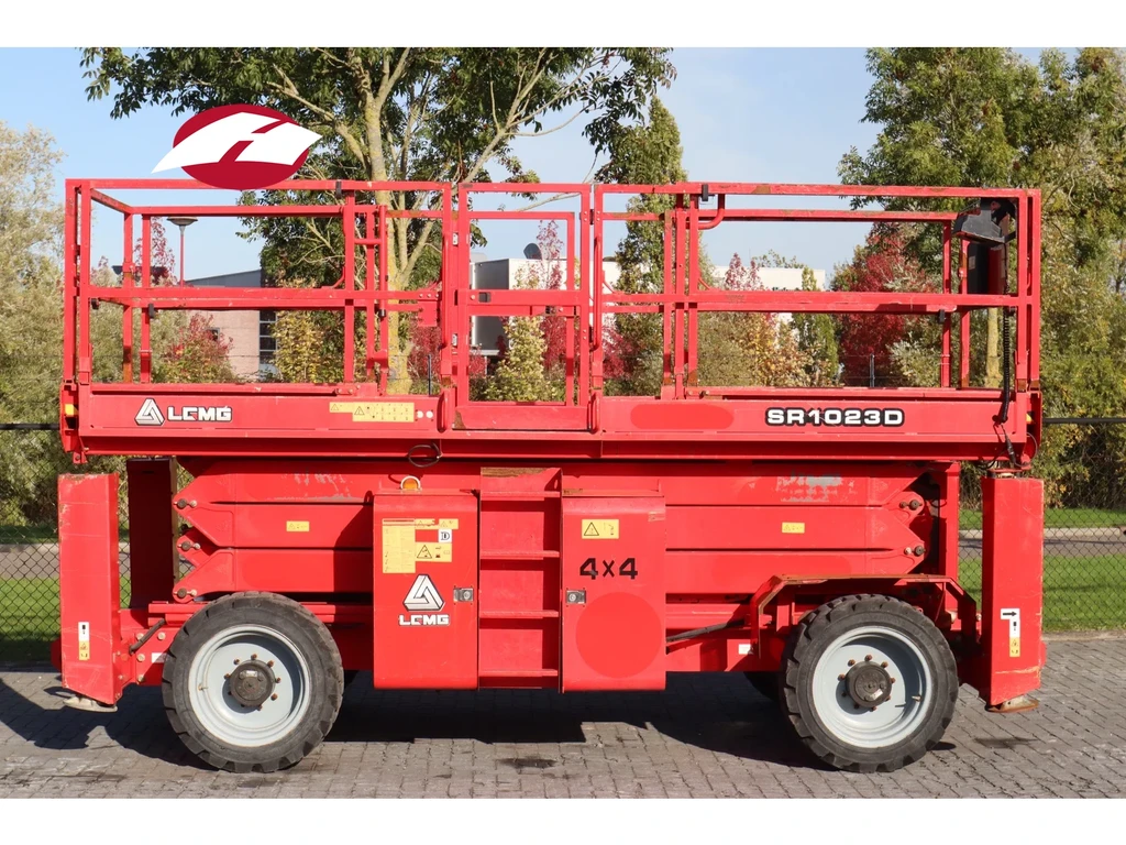 LGMG SR1023D | 12 METER | 4X4 | 1.100 KG leasen