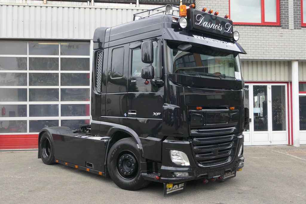DAF XF 530 | Retarder | 2 Tanks | 722251Km | 2021 | Smart Tacho 2 | Full Air | Metallic Black Clr. | Special Int. | Stand Klima | 2 Beds | Euro6-D | Belgium Truck leasen