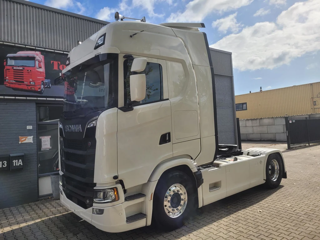 Scania S 590S V8 NGS A4X2NB Full air 2 tanks 1200ltr retarder old dash leasen