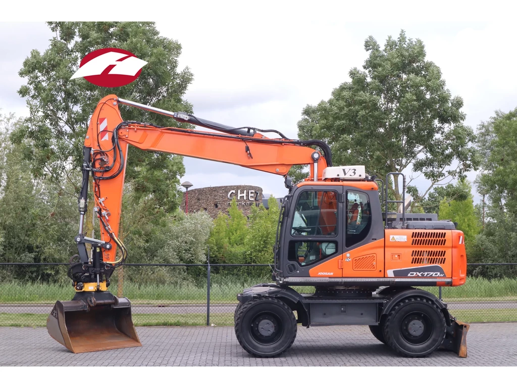 Doosan DX170W-5 | DX 170 W-5 | TILT ROTATOR | BUCKET | DUTCH leasen