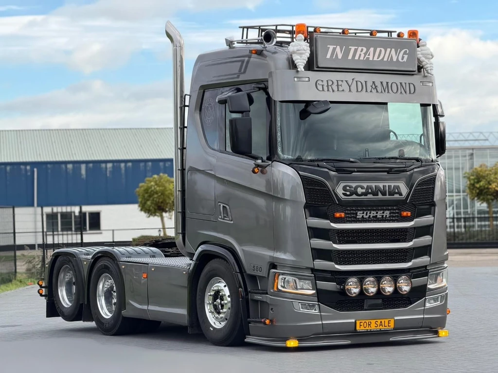 Scania S580 V8 NGS SHOWTRUCK, 2.95WB, HYDRAULIEK, RETARDER, VOLLUCHT. leasen