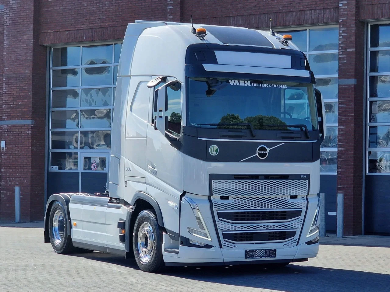 Volvo FH 13.500 Globetrotter XL 4x2 - NEW - Full spec - Retarder - I parkcool - Full air - leasen