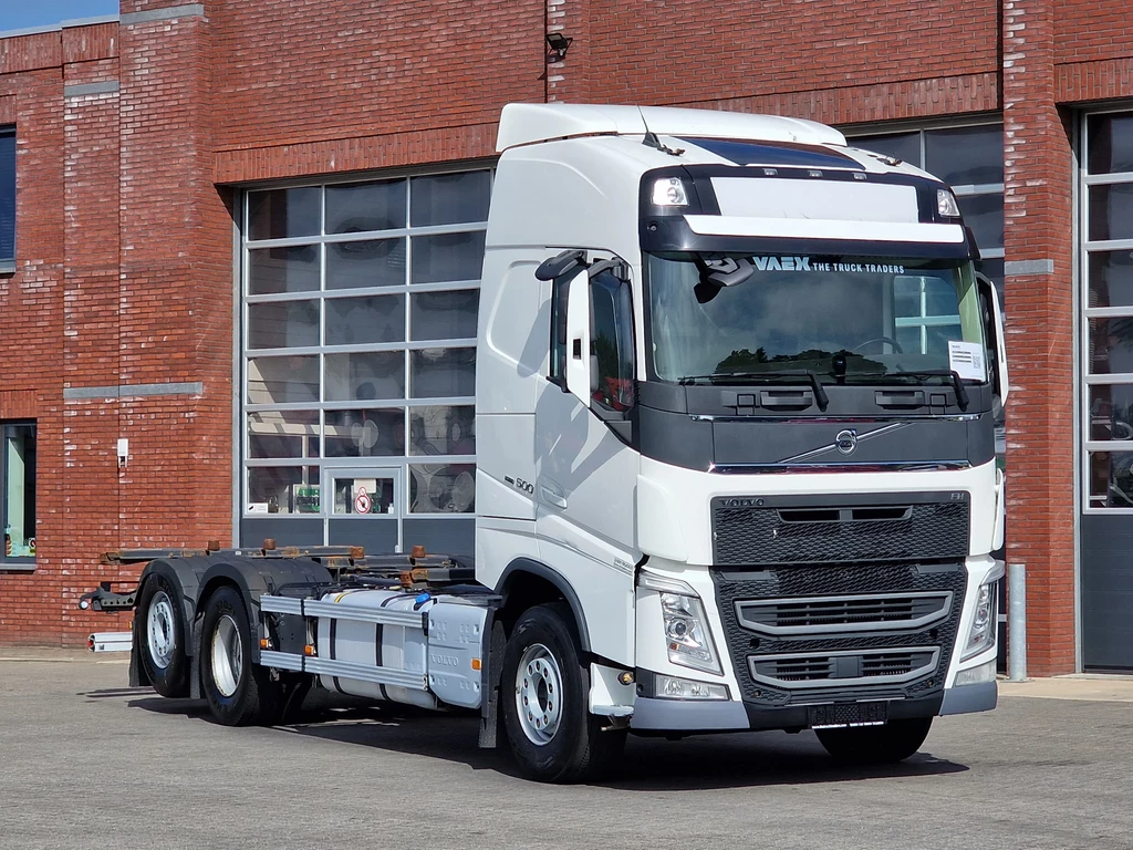 Volvo FH 13.500 Globetrotter 6x2 BDF - 4.90 WB - Full air - Leather - I shift leasen