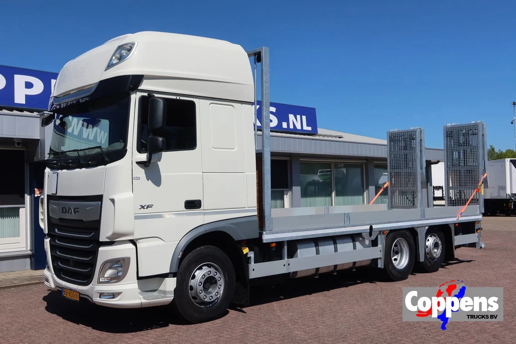 DAF XF 450 106 XF 450 6x2 Oprijwagen/Machine transport leasen