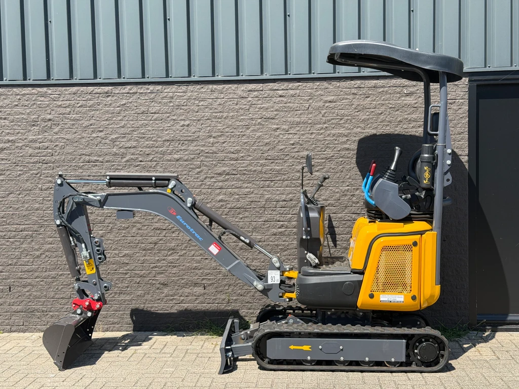 Eurotrac HE12 Rupsgraafmachine + Joysticks & KUBOTA motor 6x OP VOORRAAD leasen
