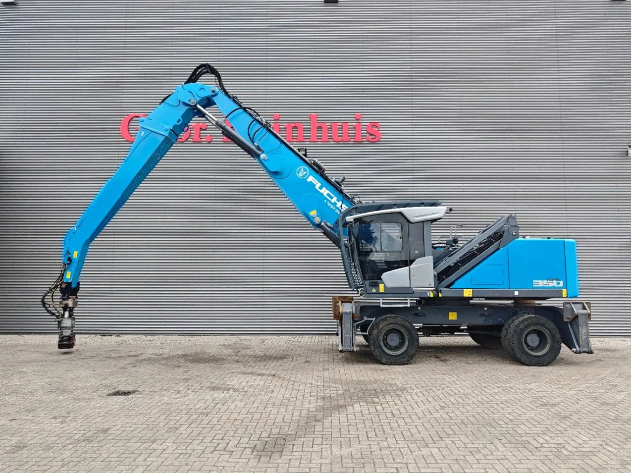 Fuchs MHL 350 S5 FQC Oil Quick Coupler leasen