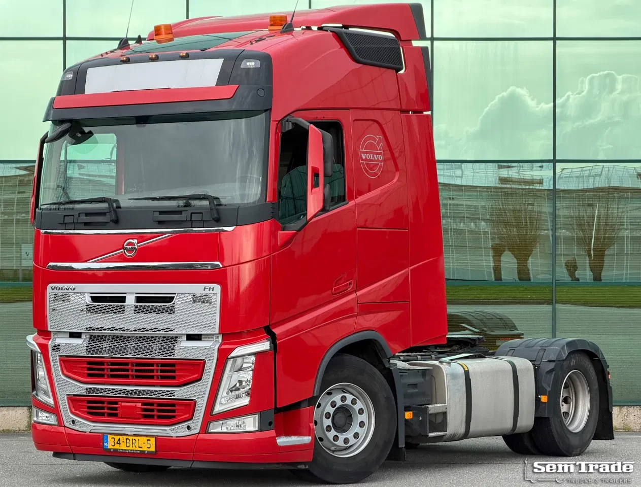 Volvo FH 13.420 FULL AIR 2X TANKS PTO+HYDRAULICS ONLY 503.000 KM TOP CONDITION leasen