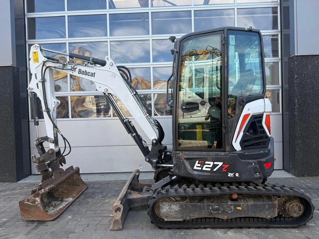 Bobcat E27 leasen