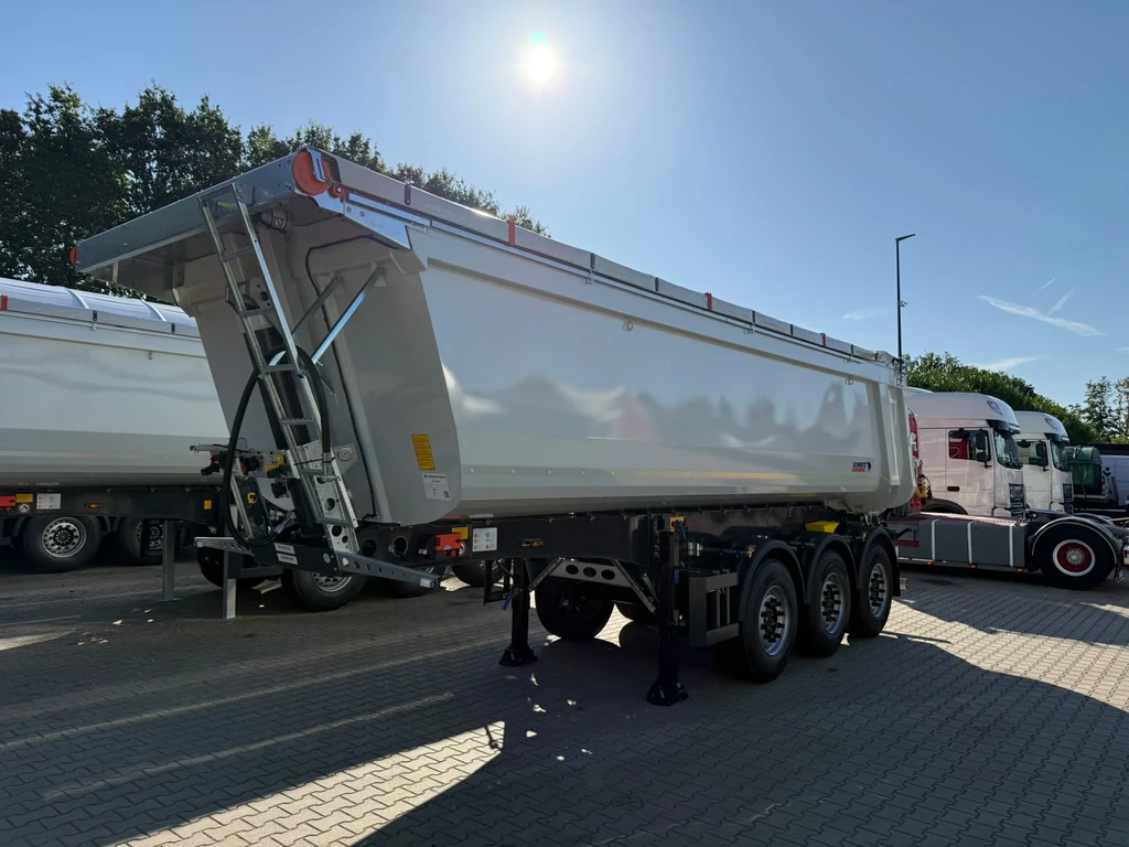 Schmitz Cargobull SKI 24 SL 28m3 Stalen kipper Liftas Automatisch zeil, Nieuw leasen
