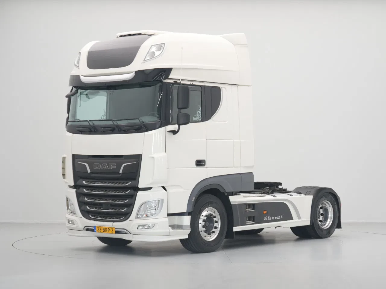 DAF XF480 FT, Super Space Cab, Leather Interior, New Tacho leasen