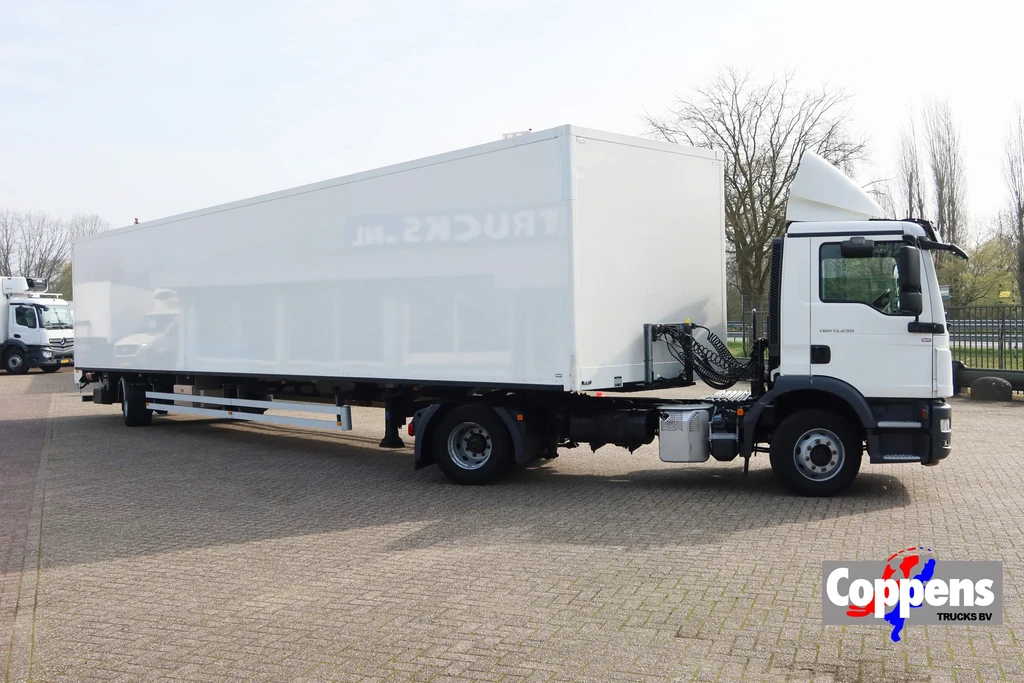 HEIWO TGM Heiwo city trailer geïsoleerd + Dhollandia 2000 KG klep leasen