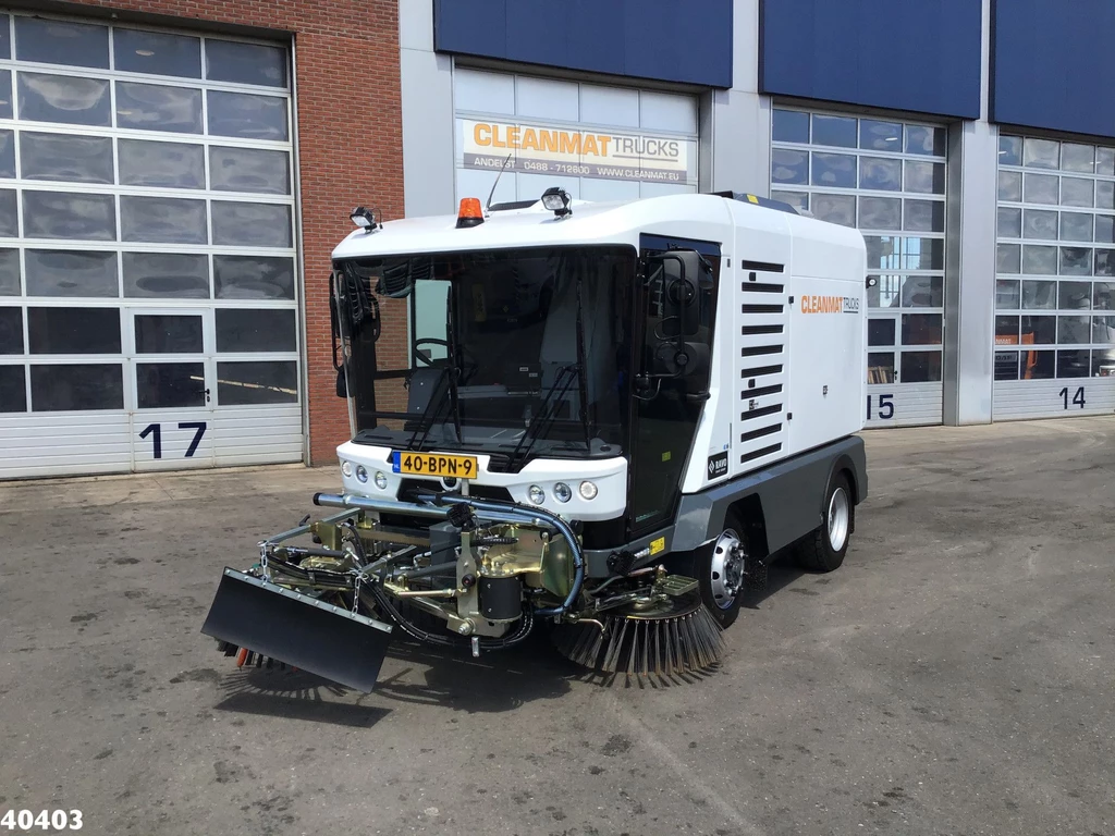 Ravo 5-SERIES 580 with 3-rd brush leasen