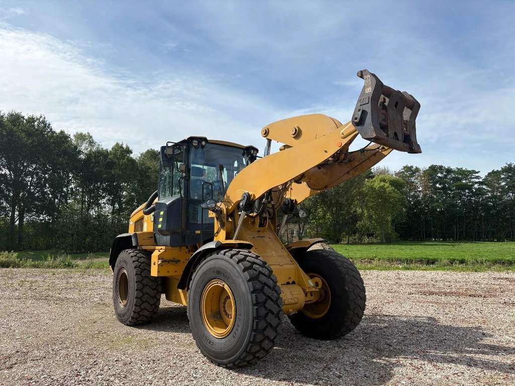 Caterpillar 930M + 8.268 HOURS + CE + PERFECT WORKING + 3x IN STOCK TR2004 leasen