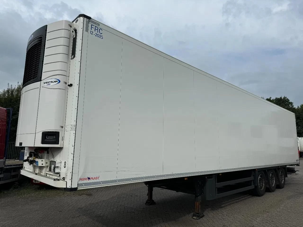 Schmitz Cargobull SCB S3B 3 AXLE - CARRIER VECTOR 1350 RHT20143 leasen