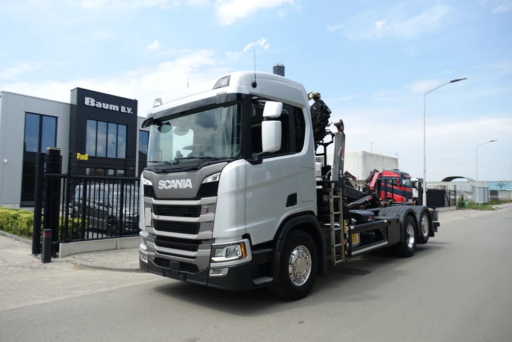 Scania R R500 6X2 HAAKSYSTEEM / HIAB X-HIPRO 162 ES-4 KRAAN / 16 TM KRAAN / REMOTE CONTROL / 5/6 FUNCTIE / STEERING AXLE / LIFTING AXLE / PERFECT CONDITION leasen