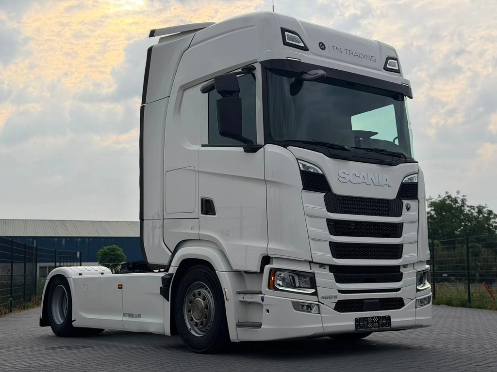 Scania S460 SUPER, VOLLUCHT, RETARDER, 7366 MOTORUREN, PARK AIRCO, LED. leasen