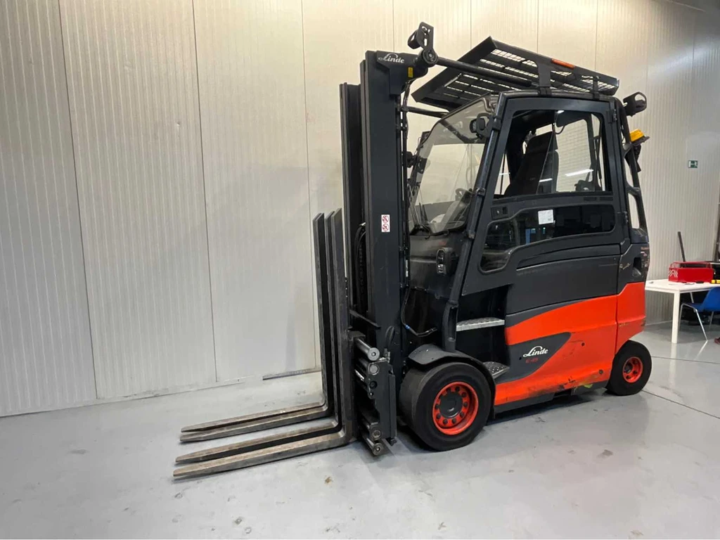 Linde E45HL-01/600 Triplex - Vorkenversteller - Freelift - Sideshift- bj 2019 leasen