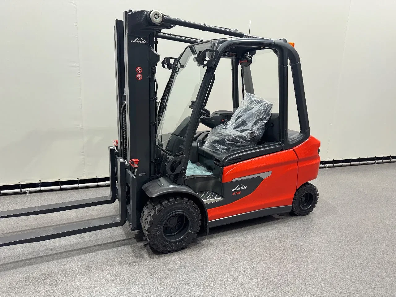 Linde 1252 E 35 L-01 leasen